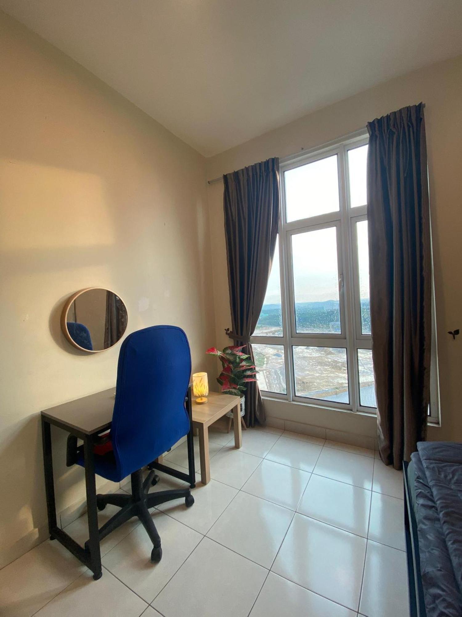 Apartment At Mesahill By D'kay Homes With Mall, Near Usim Klia *
