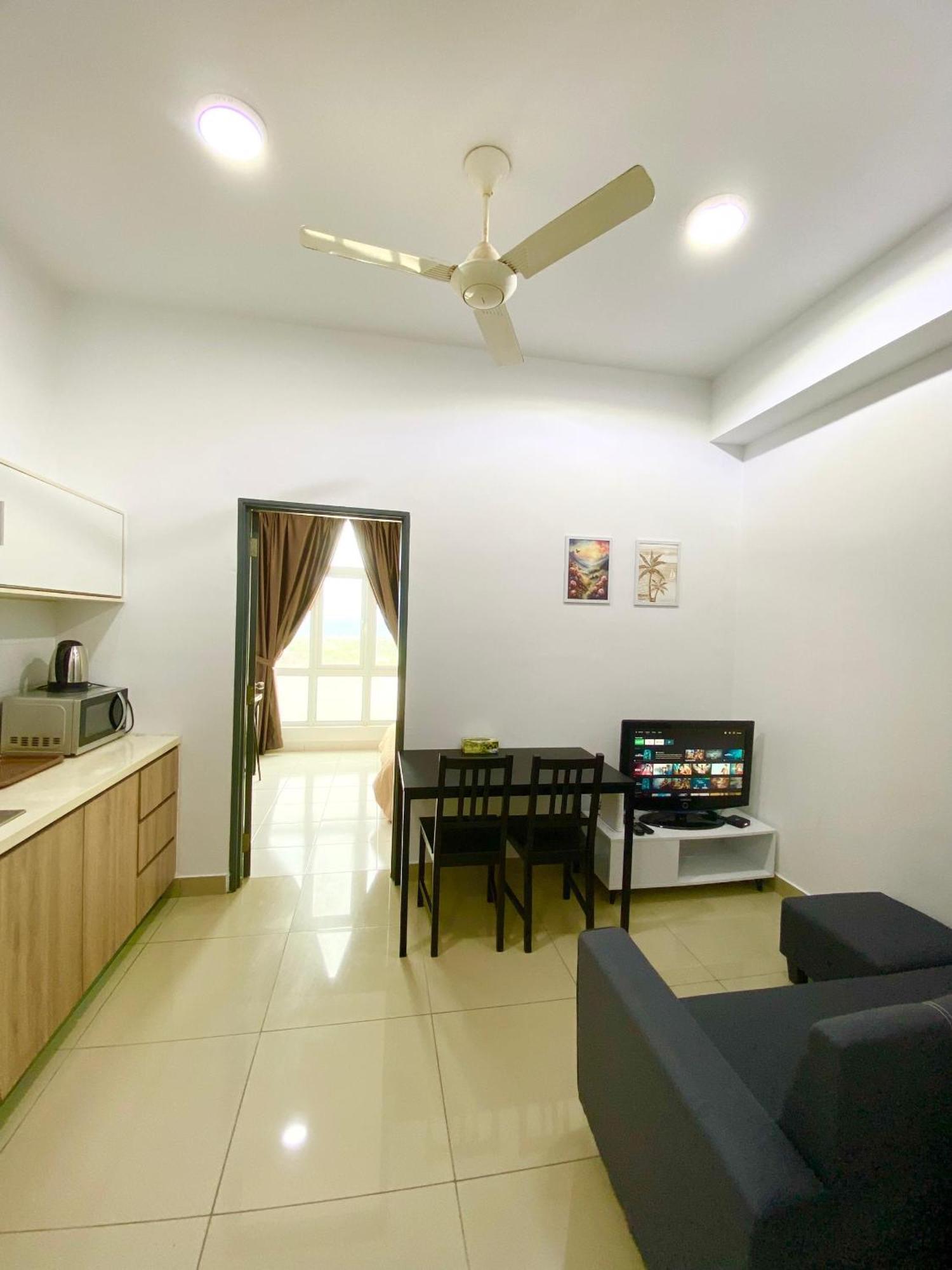 Pangsapuri At Mesahill By D'kay Homes With Mall, Near Usim Klia Nilai